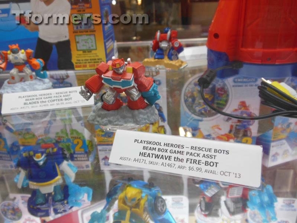 Transformers Sdcc 2013 Preview Night  (76 of 306)